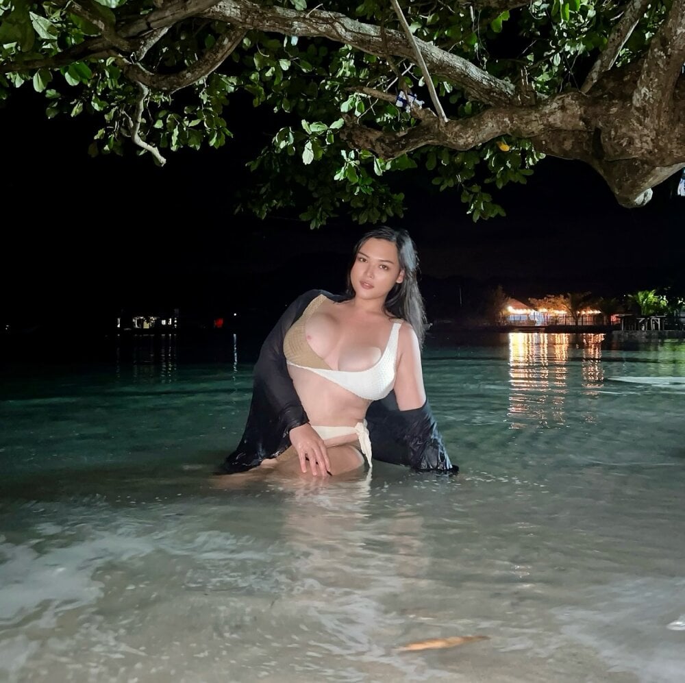 ohqueenlove Chatroom