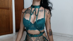 Live Snapshot of paula-brunette paula-brunette