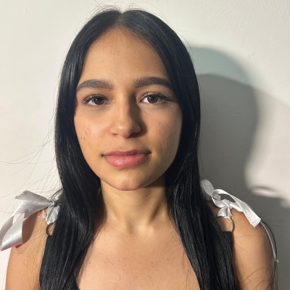 paula_sweet18 Chatroom