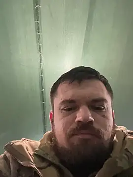 pedrolow1 Chatroom