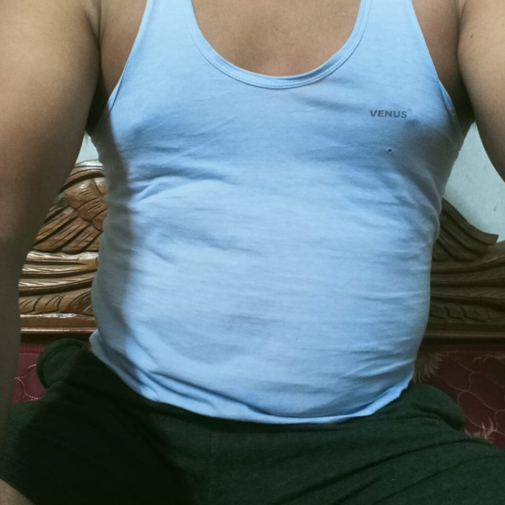 pihu_96 Chatroom