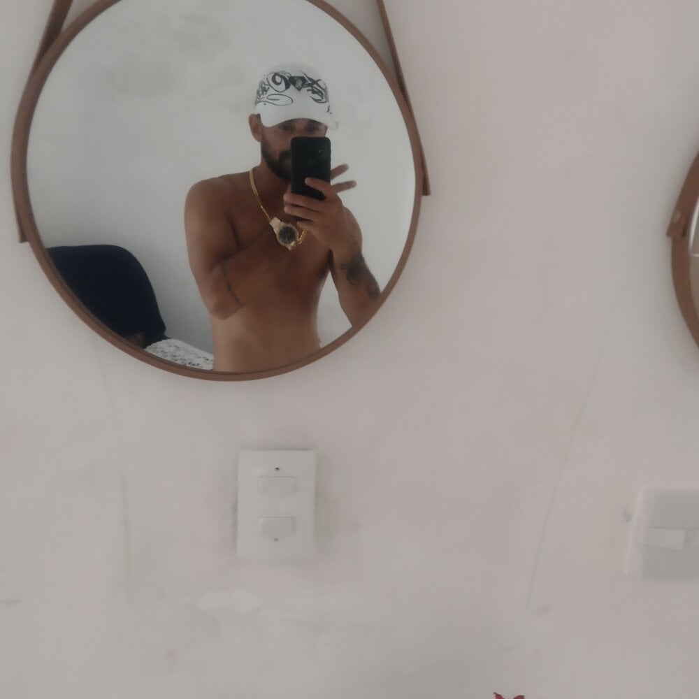 pikademel018 Chatroom