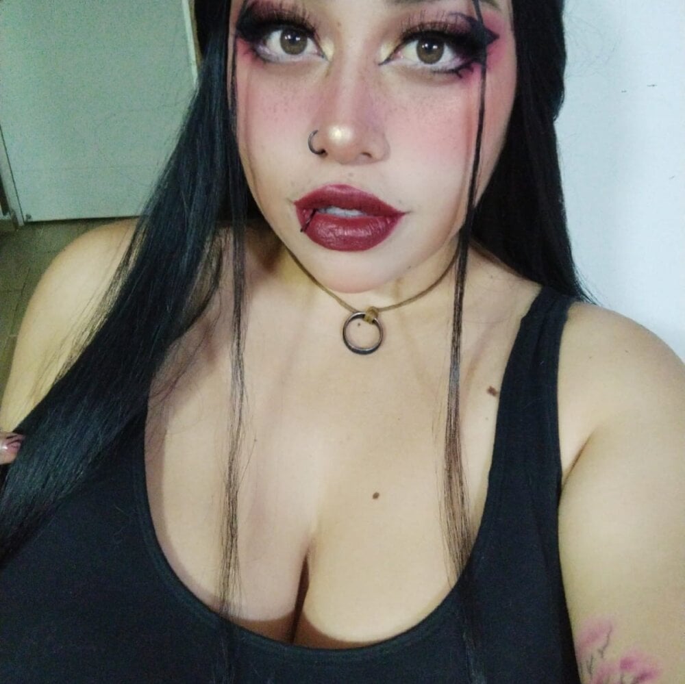 poison_doll2 Chatroom