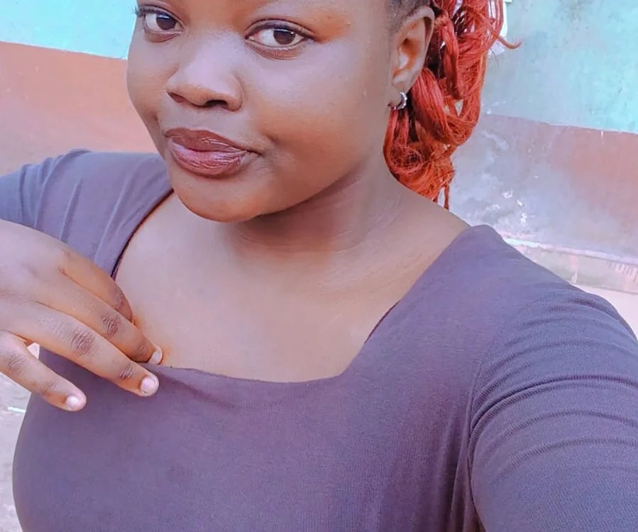 pretty_maya Chatroom
