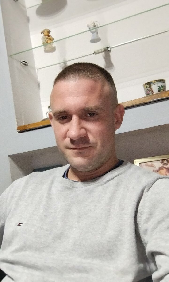 przystojny94 Chatroom