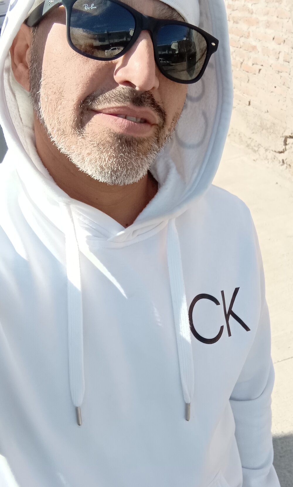 rodrig6987_1 Chatroom