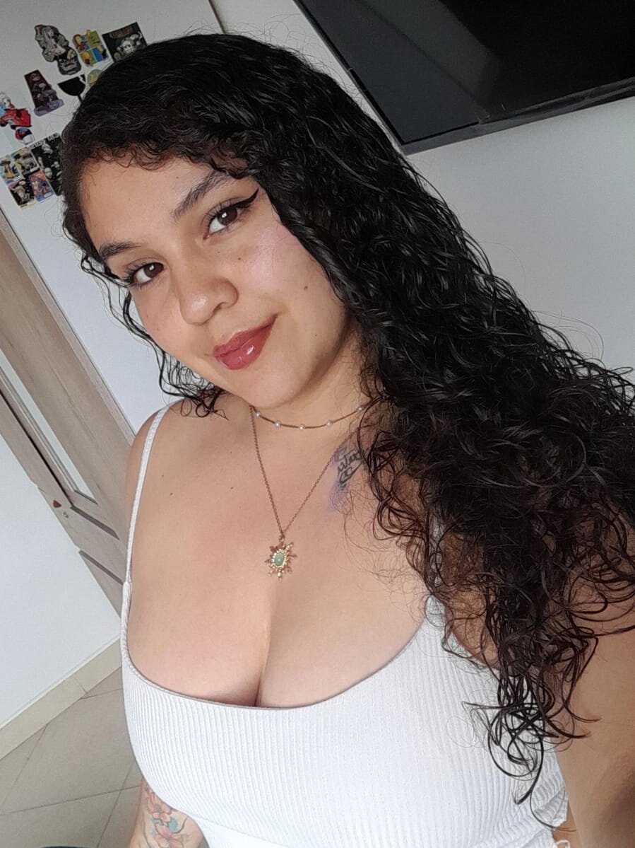 roxanne_lol Chatroom