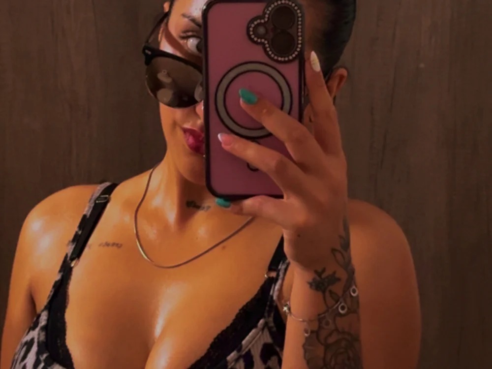 roxi130 Chatroom