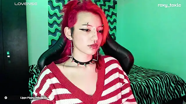 roxy_toxic Chatroom
