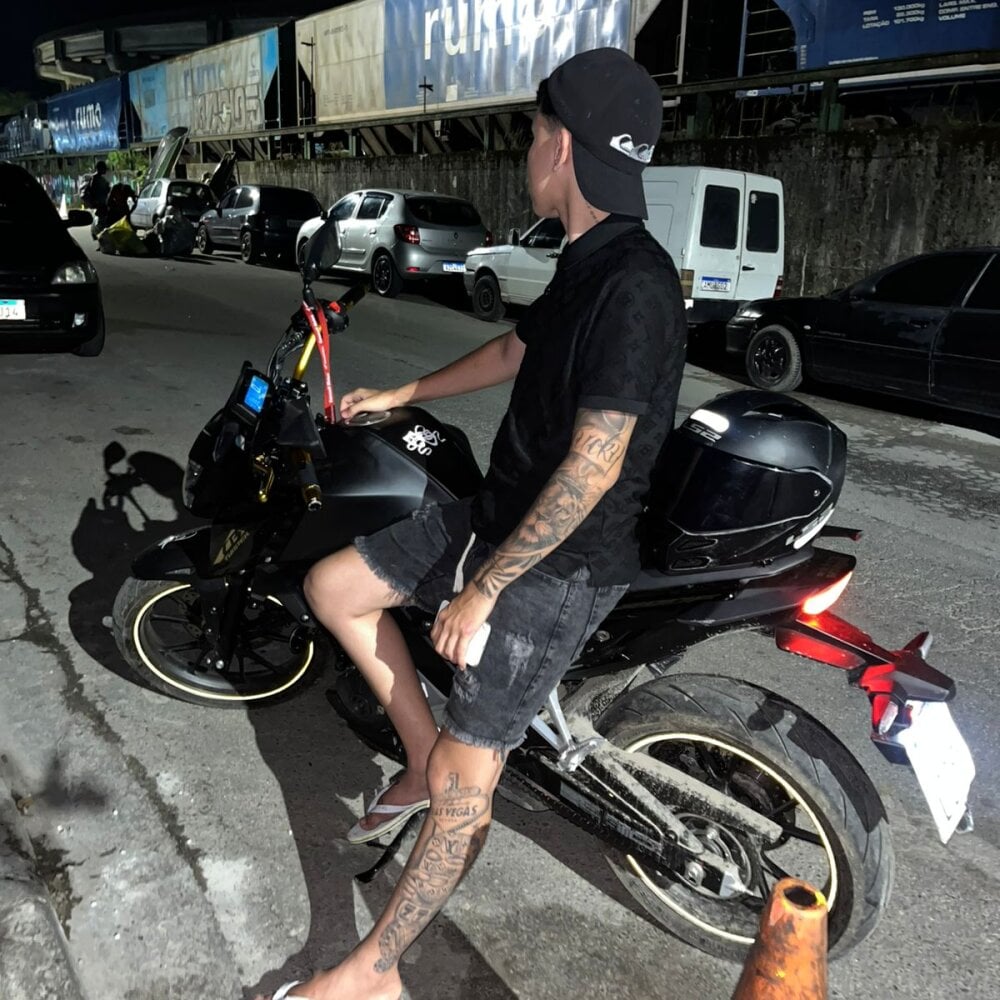 safadinh03021 Chatroom