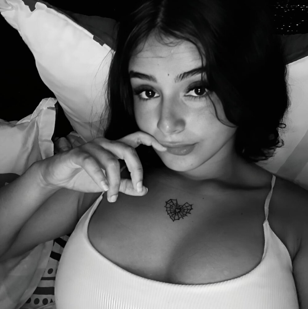 samanthaa_00 Chatroom