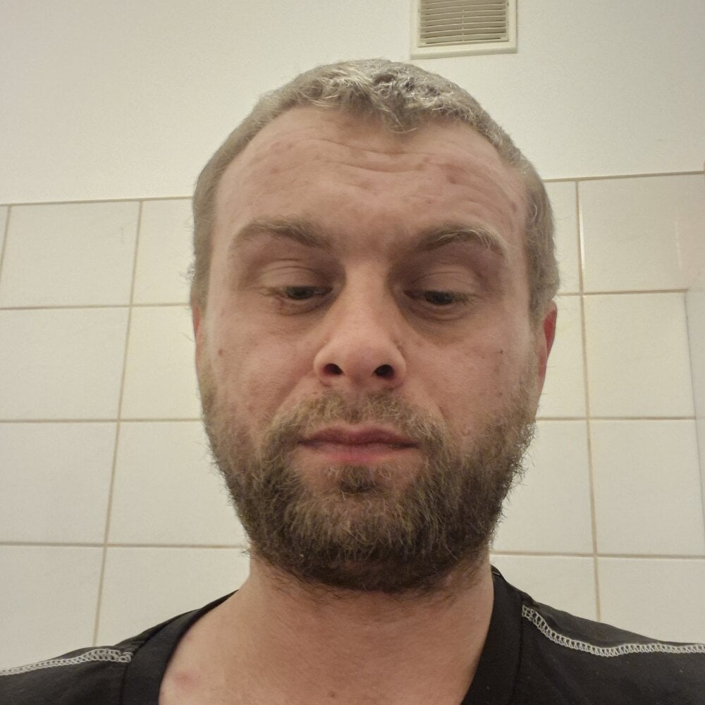 samotnyNapalony@xh Chatroom