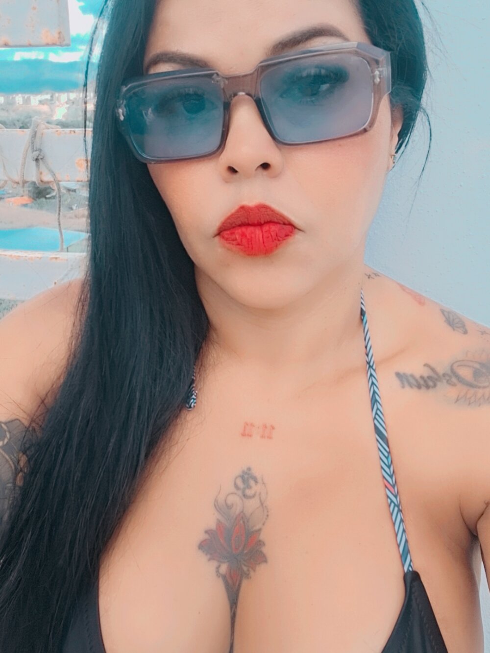 sandrarubi11 Chatroom