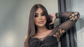 sara-bigcock