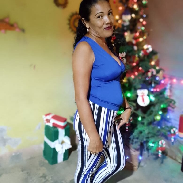 sara_milf777 Chatroom