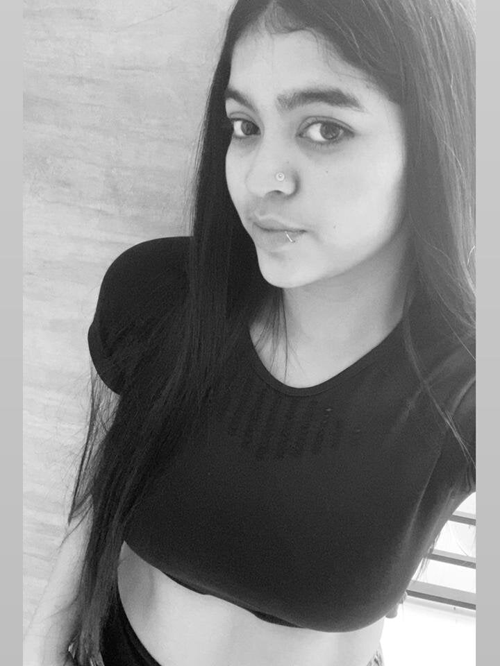 sarah_borch Chatroom