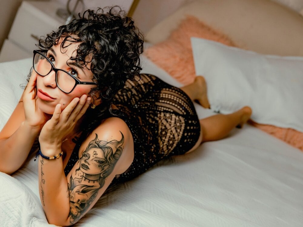 sarah_sluty Chatroom