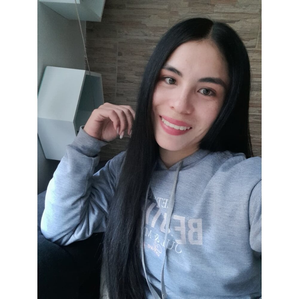 sasha_jonne Chatroom