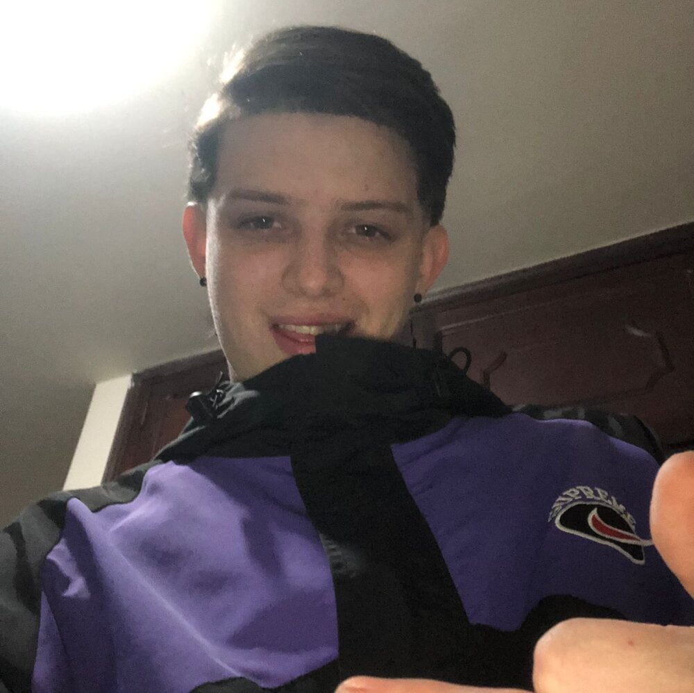 sebastamayo_ Chatroom