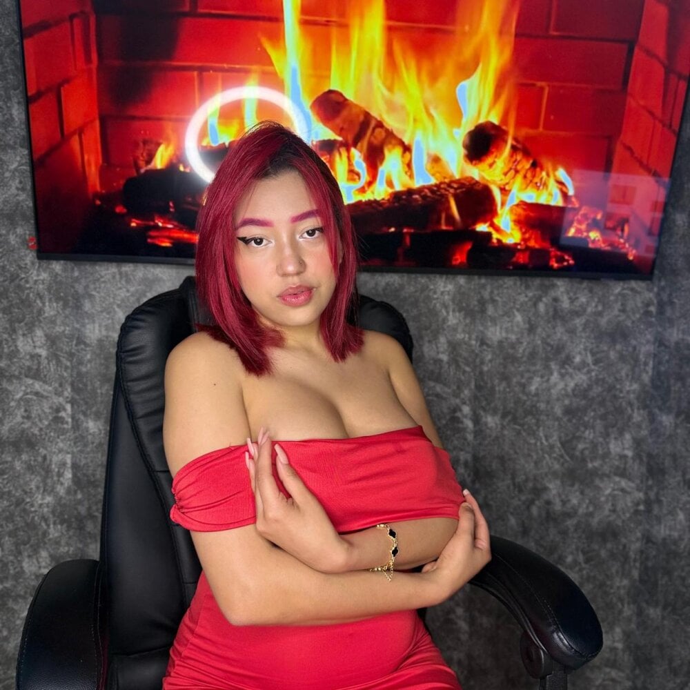 seductive_cherryy Chatroom