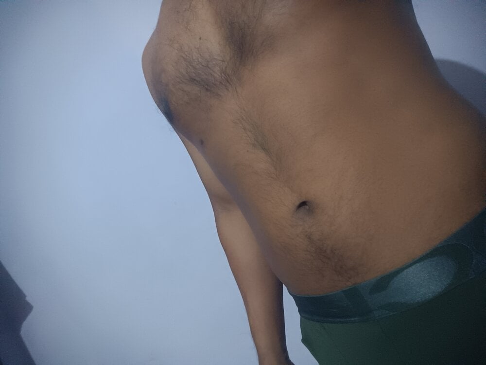 sexjames77777 Chatroom