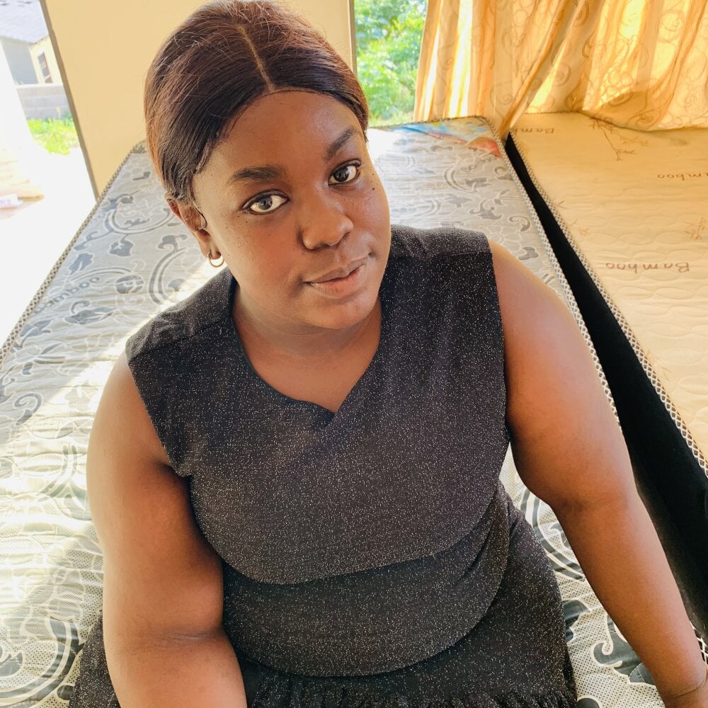 sexy-AfricanMama Chatroom