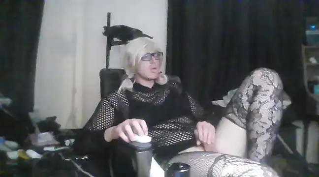 sexyblondetrans Chatroom