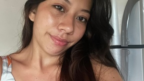 Live Snapshot of sexylaurita sexylaurita
