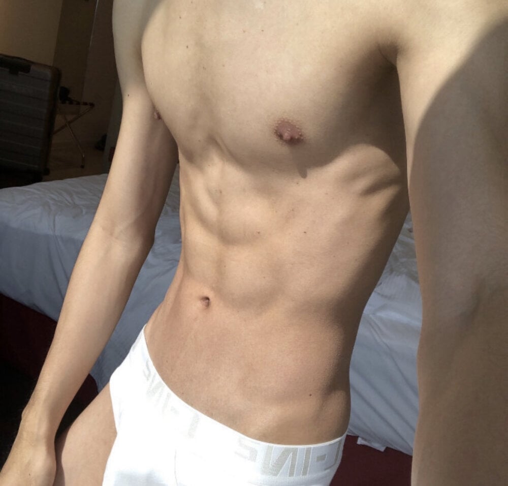 sexysmboy69 Chatroom