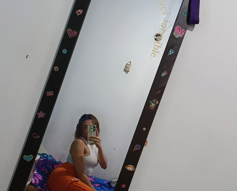 sofia_carol Chatroom