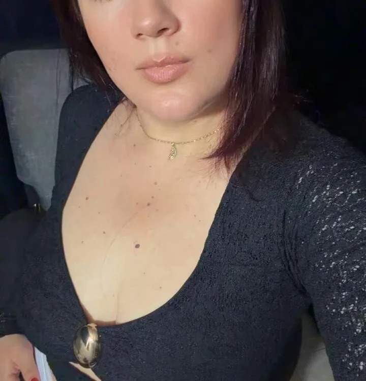 sofia_thomson_ Chatroom