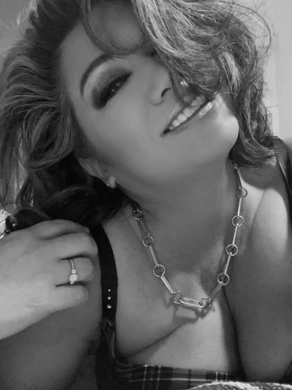 suckmybig_titties Chatroom