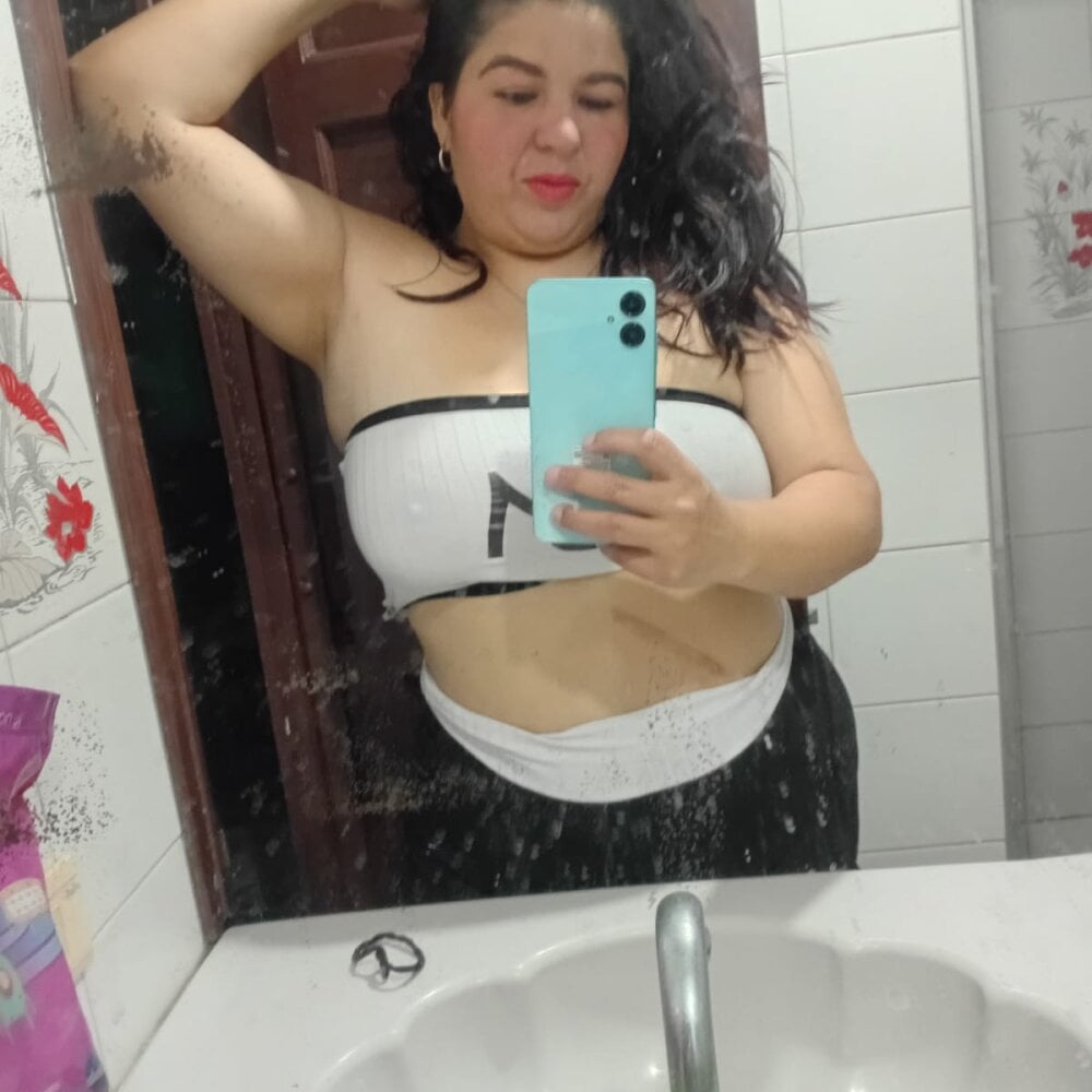 susi_boobs1 Chatroom