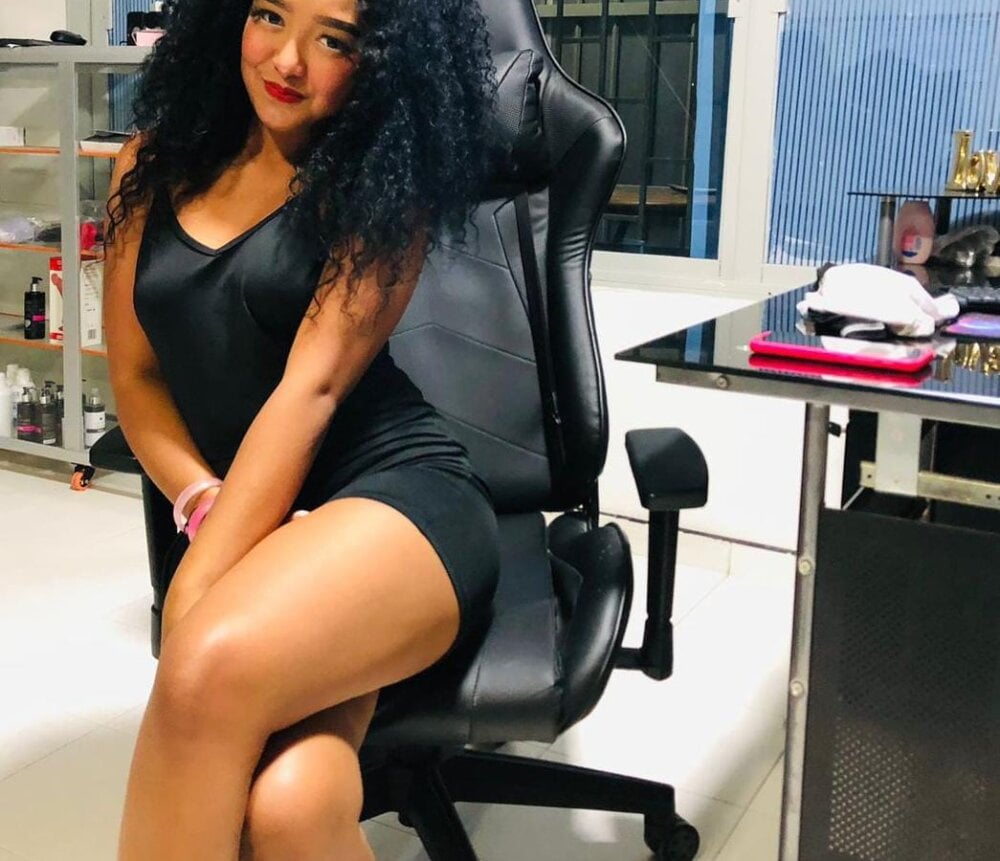 sweetdesireasm Chatroom