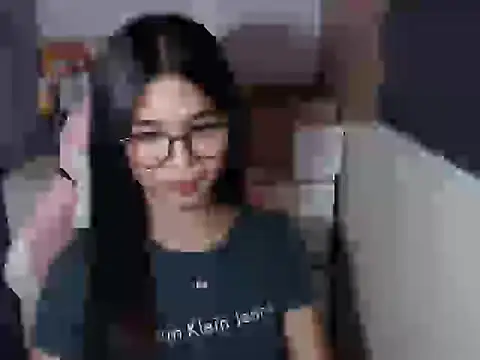 sweetleigh18 Chatroom