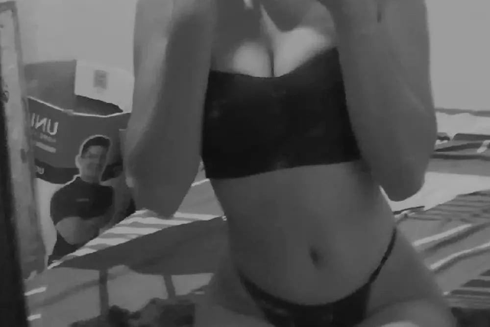sweettravis Chatroom
