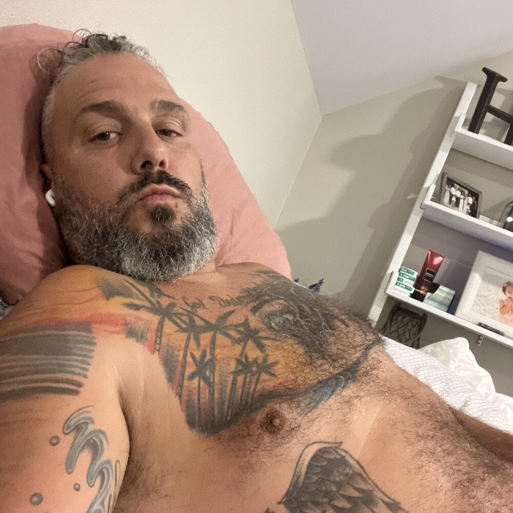 tattedNitalian Chatroom