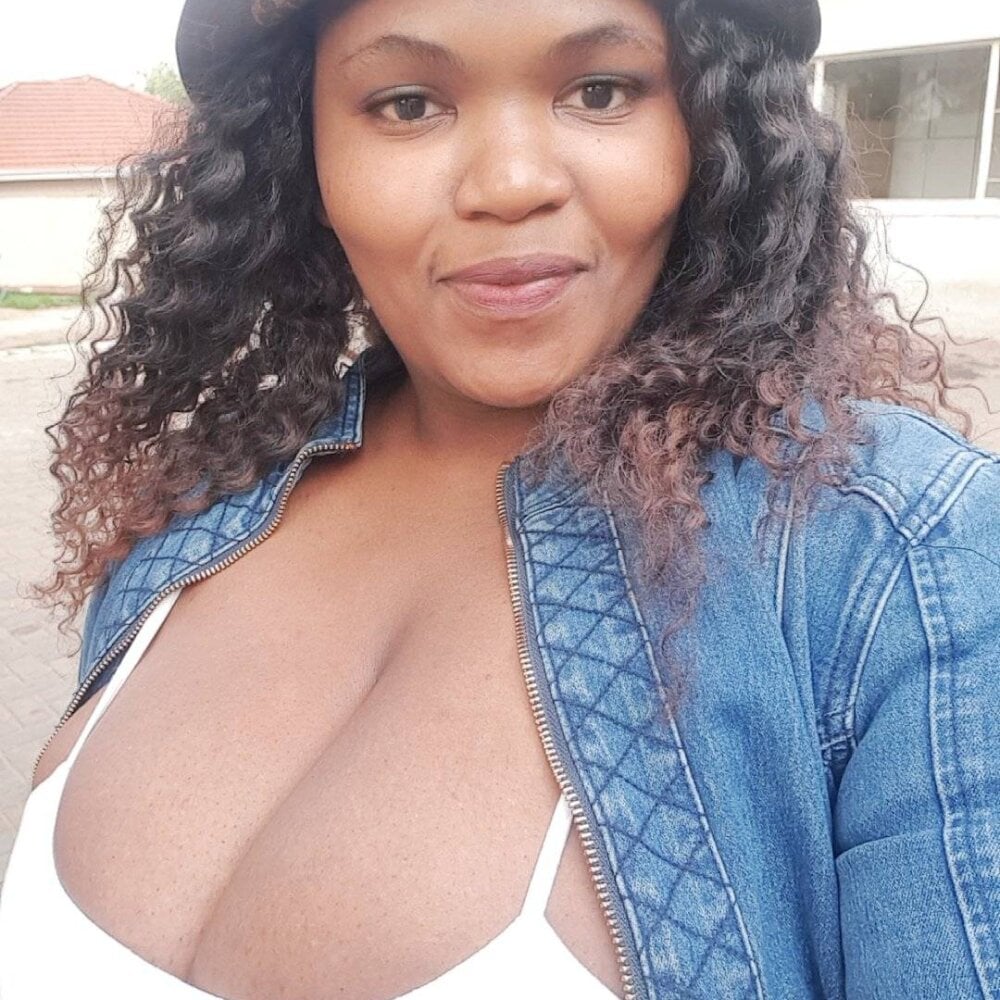 thickBBwXX Chatroom