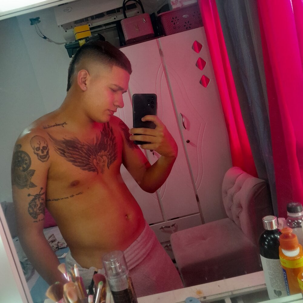tommy_mp Chatroom
