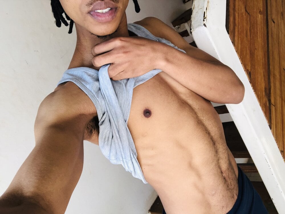 tristenmiles Chatroom