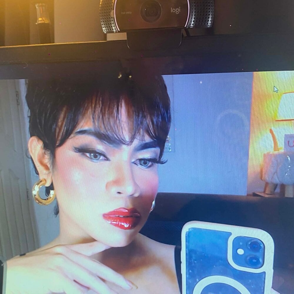 tsathisacortez Chatroom