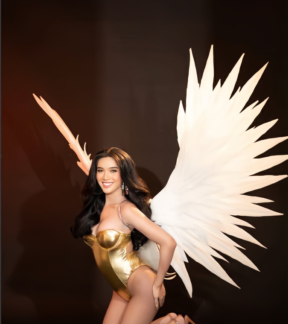 urdreamwife_trixie Chatroom