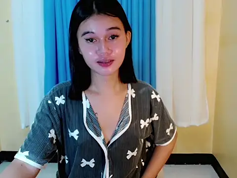 urgirl_mikah Chatroom