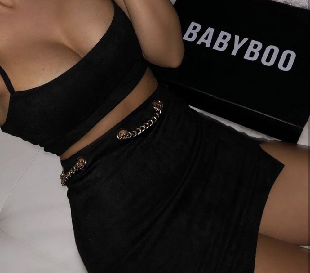 velvetveyraX Chatroom