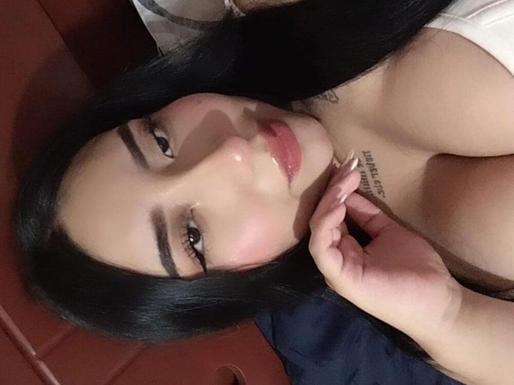 veronica_hill_ Chatroom