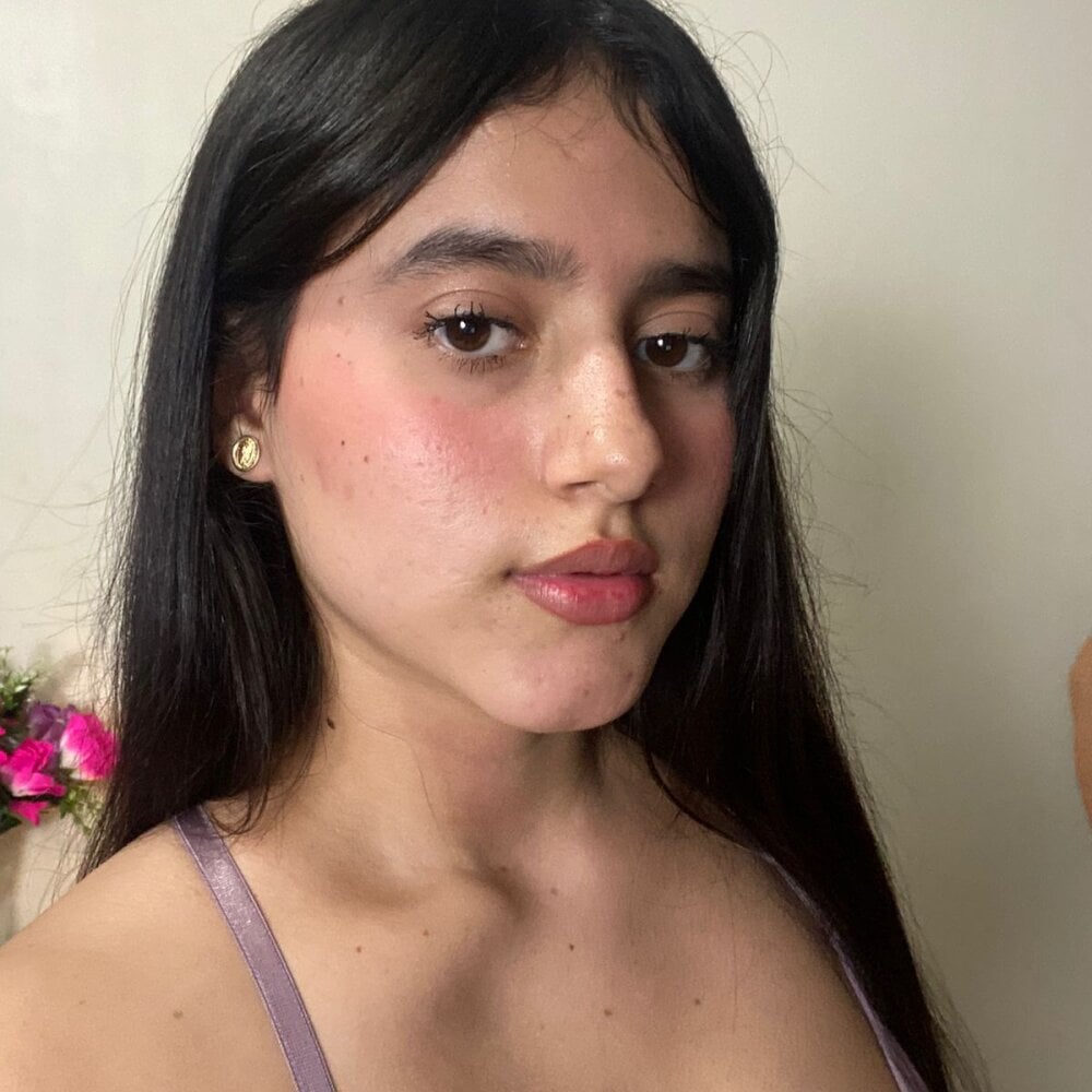 vikysexy283 Chatroom