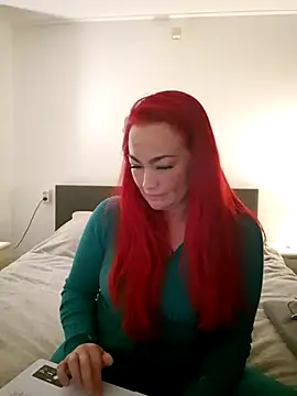 xSexyredheadx Chatroom