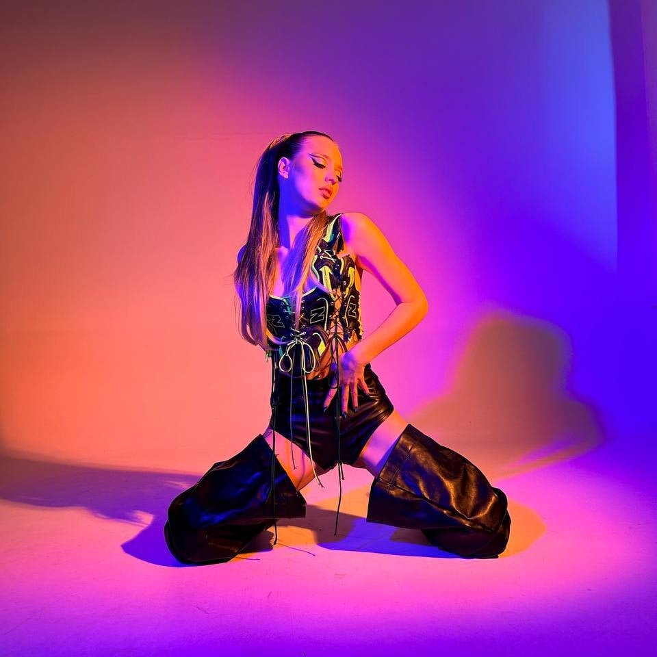 your_lunalike Chatroom