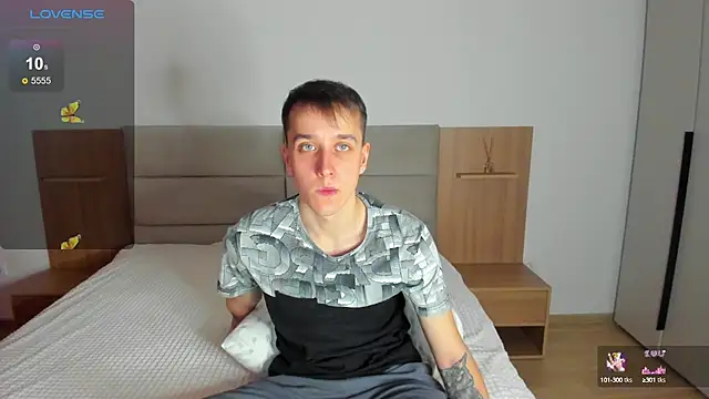 your_super_hero Chatroom