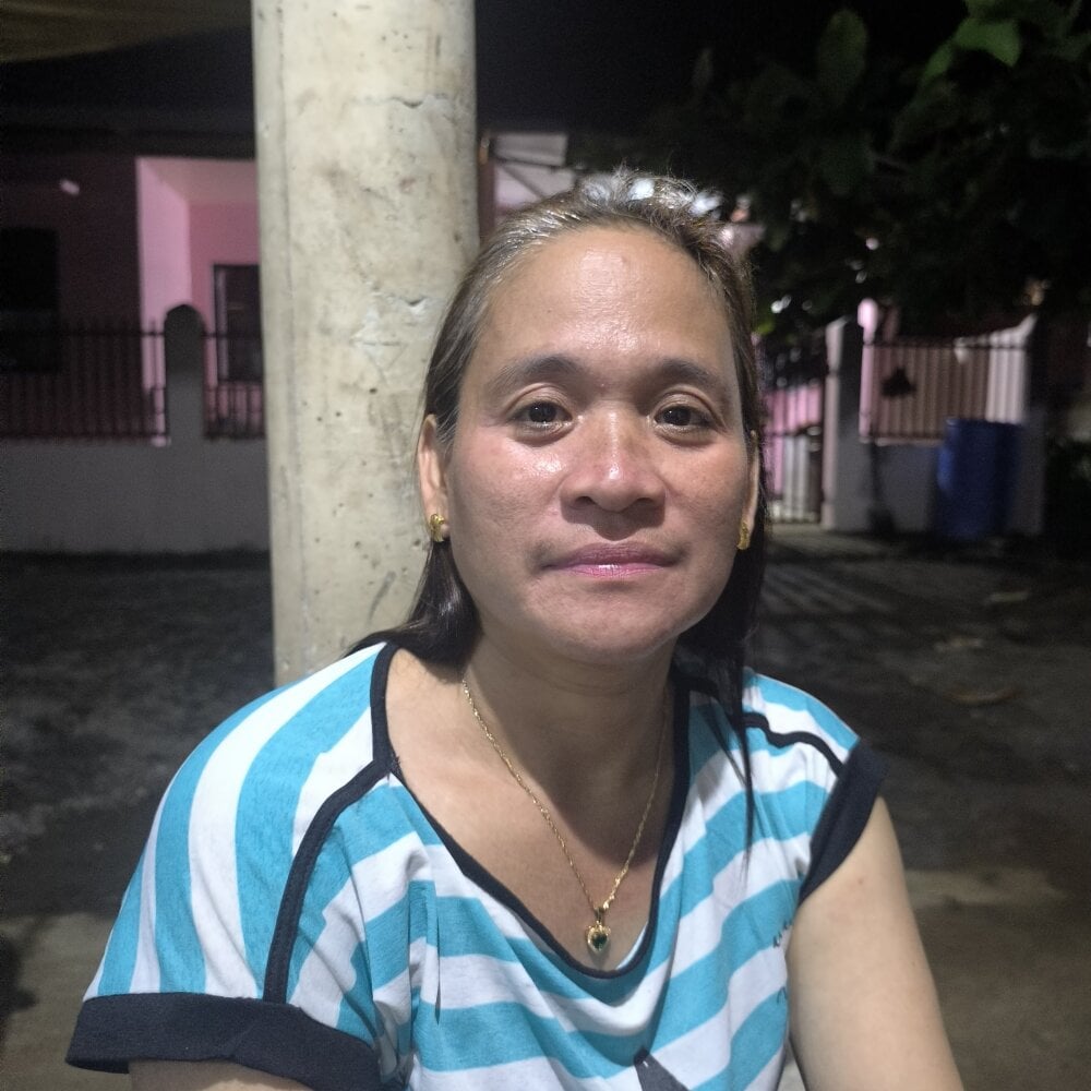 yoursPinayMama1682 Chatroom